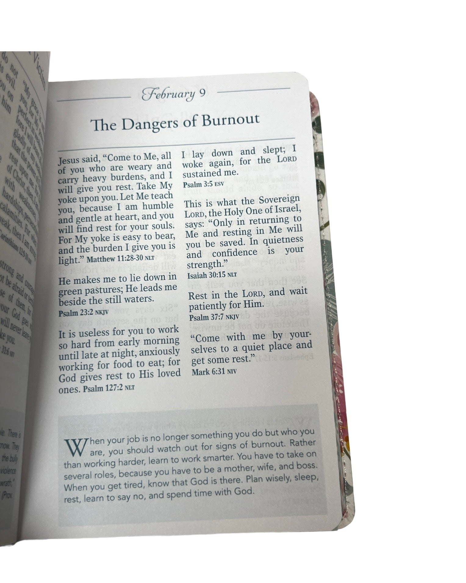 The Bocket Bible Devotional for Women